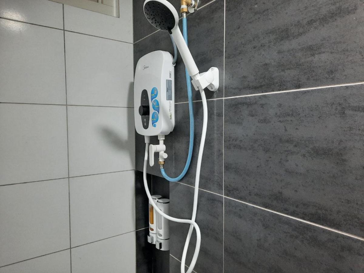 Horizon Suites Near Klia Airport セパン エクステリア 写真