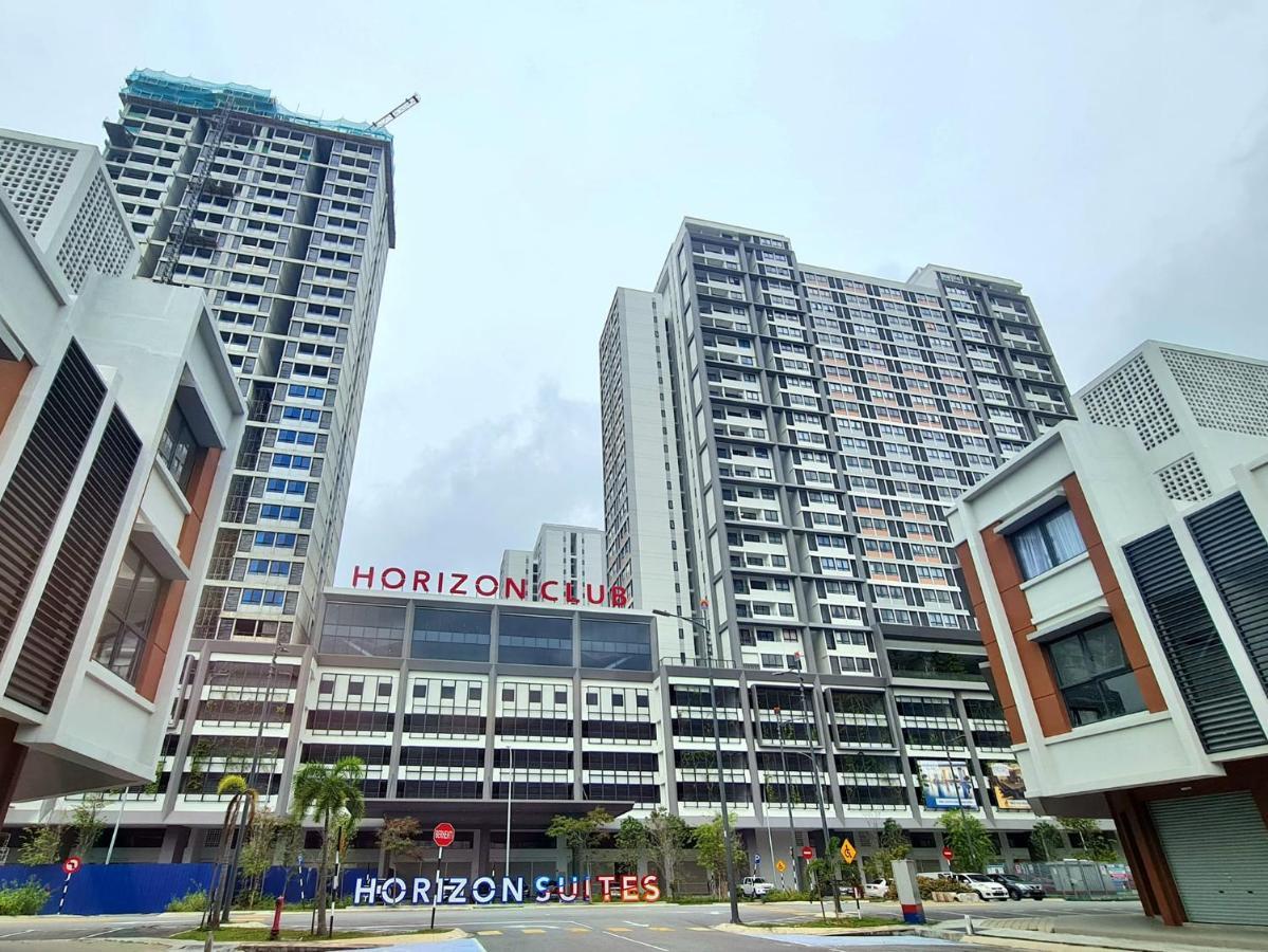 Horizon Suites Near Klia Airport セパン エクステリア 写真